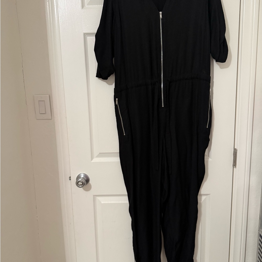 DKNY Black Zippered Top